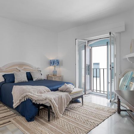 Luxurious Frontline Penthouse In Puerto Banus Apartman Marbella Kültér fotó