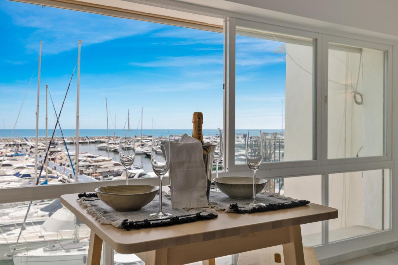 Luxurious Frontline Penthouse In Puerto Banus Apartman Marbella Kültér fotó