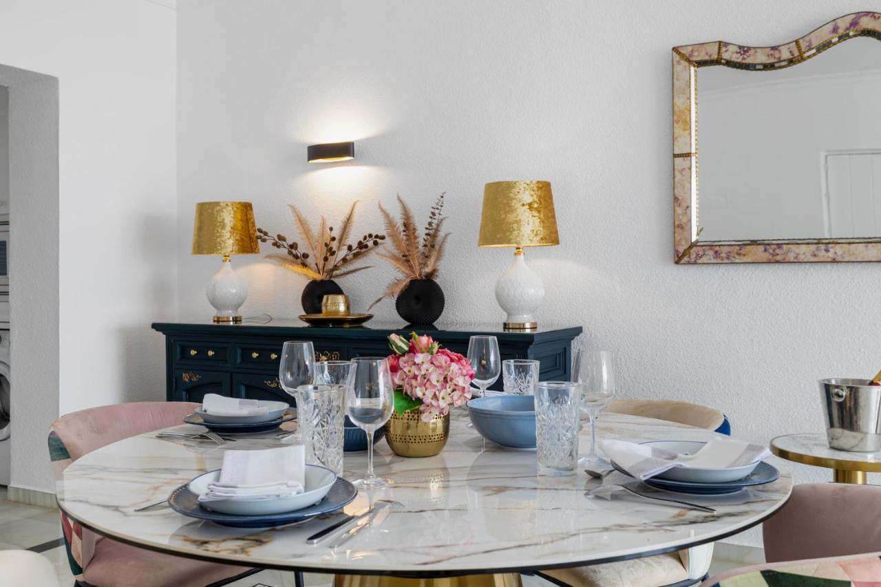 Luxurious Frontline Penthouse In Puerto Banus Apartman Marbella Kültér fotó
