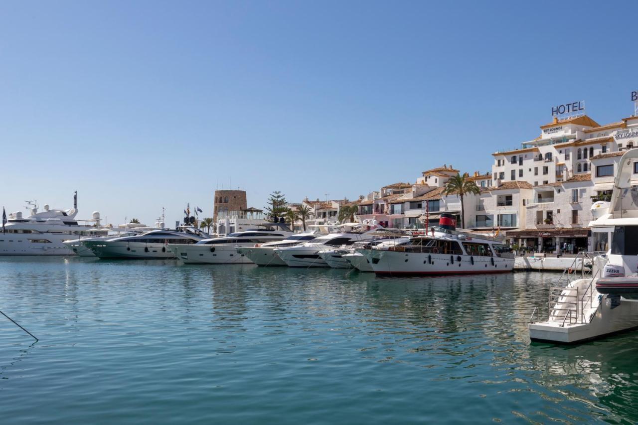 Luxurious Frontline Penthouse In Puerto Banus Apartman Marbella Kültér fotó